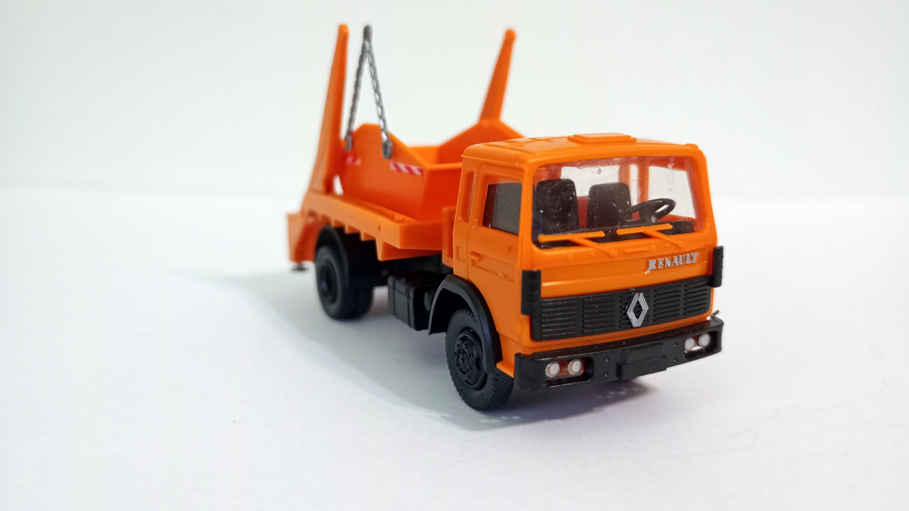 Mach (3291)