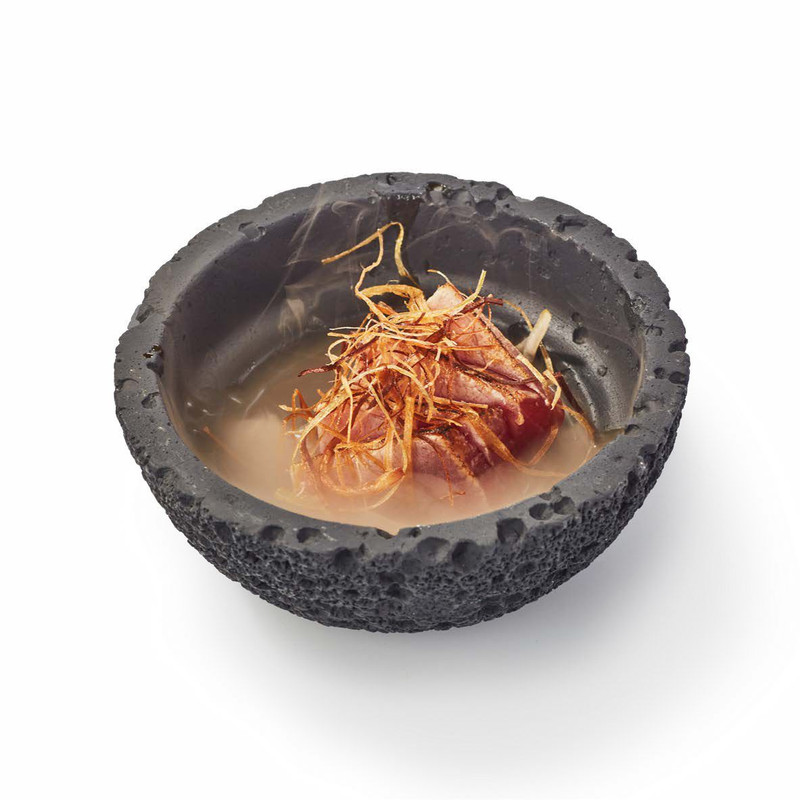 85. Tonno tataki flame