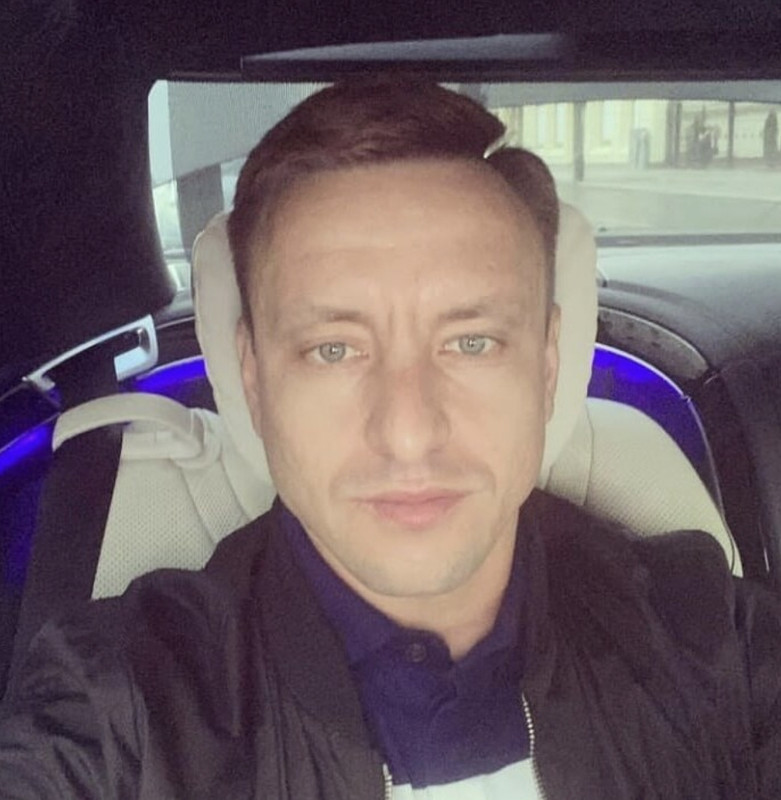 96BBDCEA-F1D5-4BD8-A504-25D191ED66CC