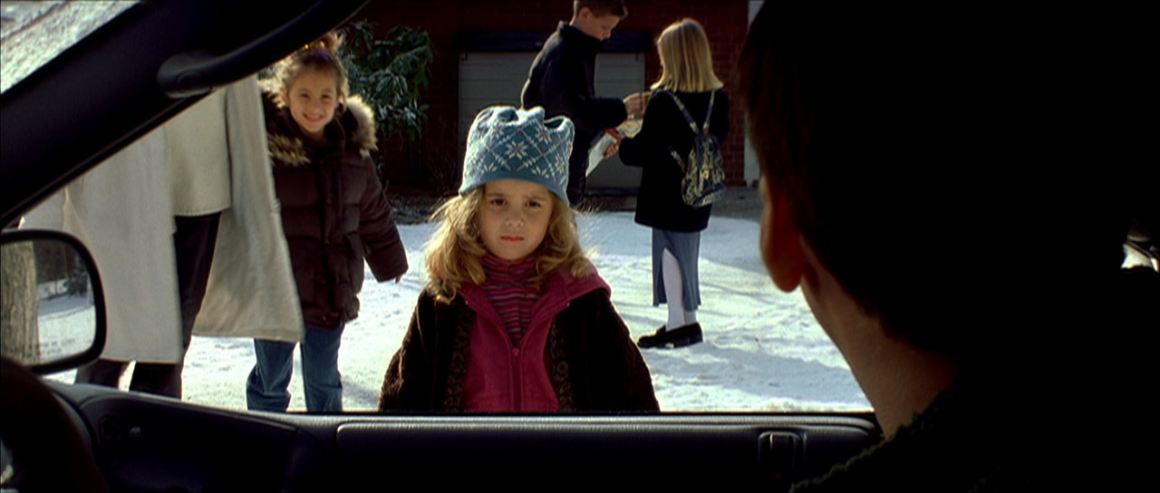 The Family Man 2000 (1080p x265 10bit Tigole).mkv_snapshot_00.44