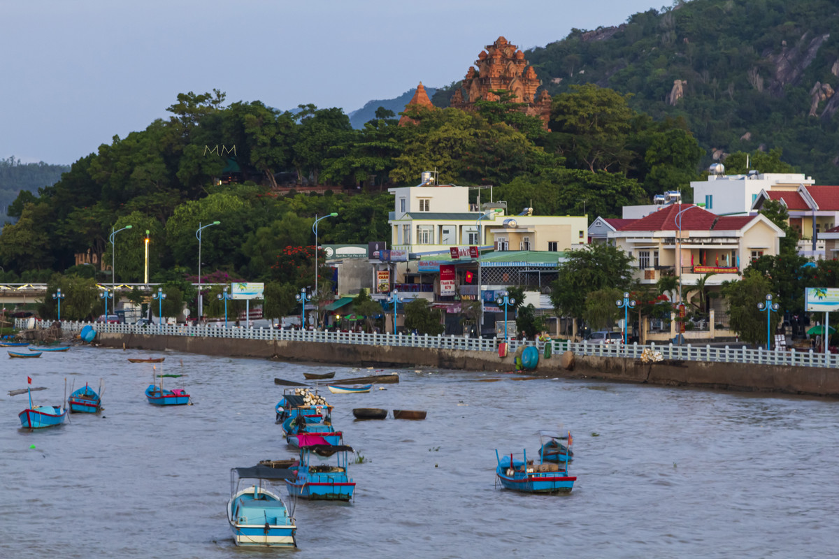[Image: Nha-Trang-3-mm.jpg]
