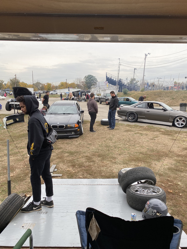 03C15FCA-17A2-49EA-AED7-CF6694356095