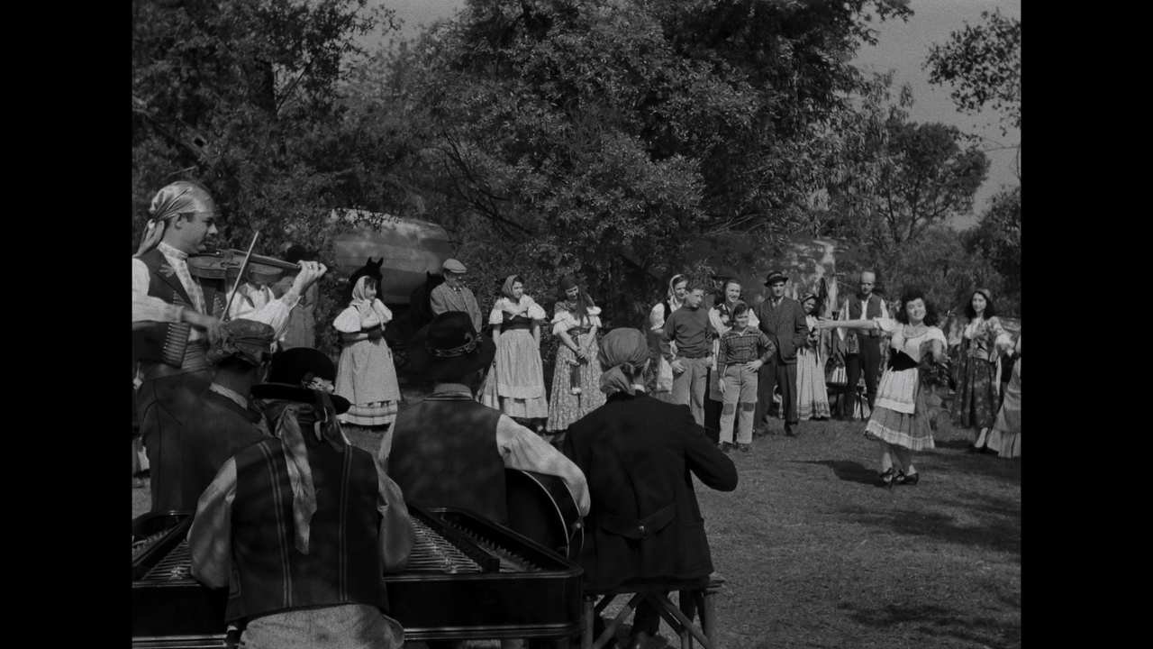 mpv-shot_House.of.Frankenstein.1944.2160p.UHD.BDRemux.HDR.HEVC-Нечипорук_00_28_51_0010