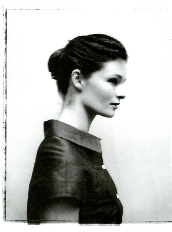 ARCHIVIO - Vogue Italia (February 2001) - People To Watch - 003