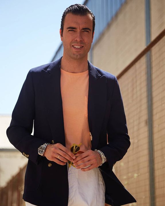 04A6DEE0-1C74-4490-AD54-FE87746F3F6F