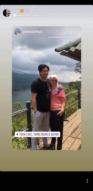 Cut Meyriska dan Roger Danuarta liburan ke Danau Kembar