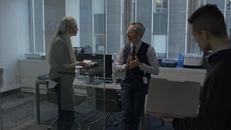 Mr.Robot.S01E01.Ciao.amico.BDRip.ITA.ENG.AC3.AAC.x264-BlackBit[screenshot 3]