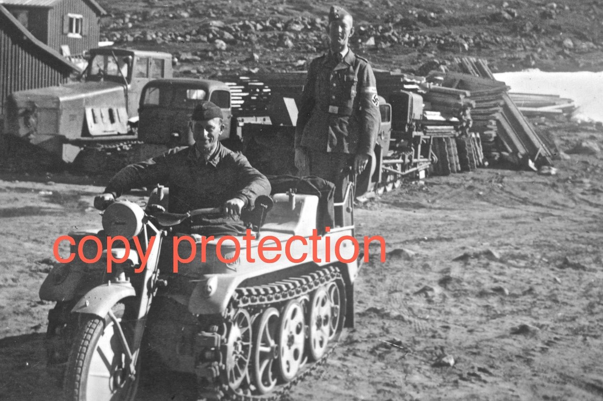 Orig. Foto KETTENKRAD und Schneeräume-RSO in Norwegen 1943 Norwa
