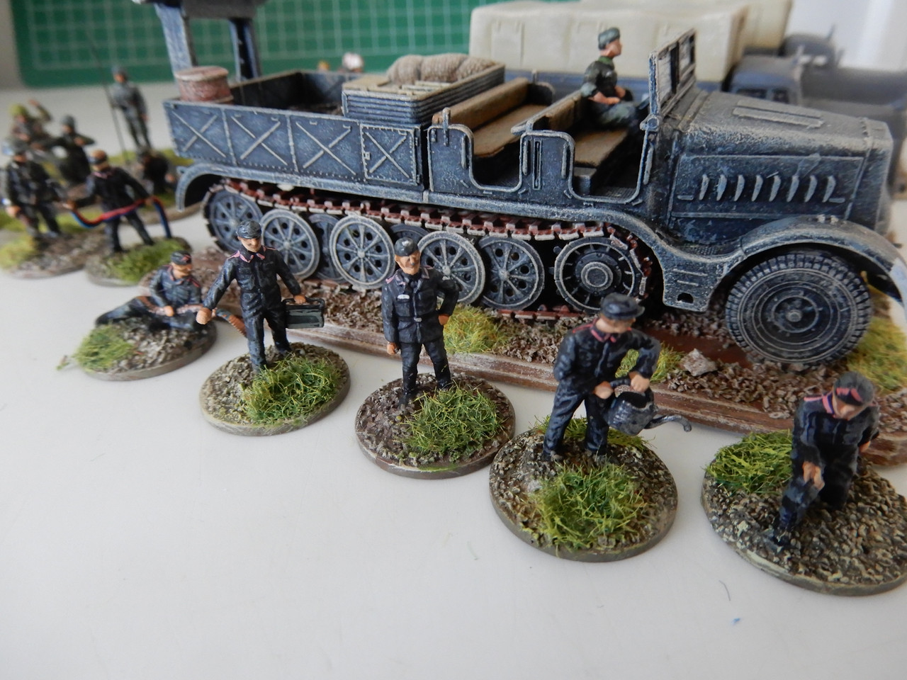 61 German egineers