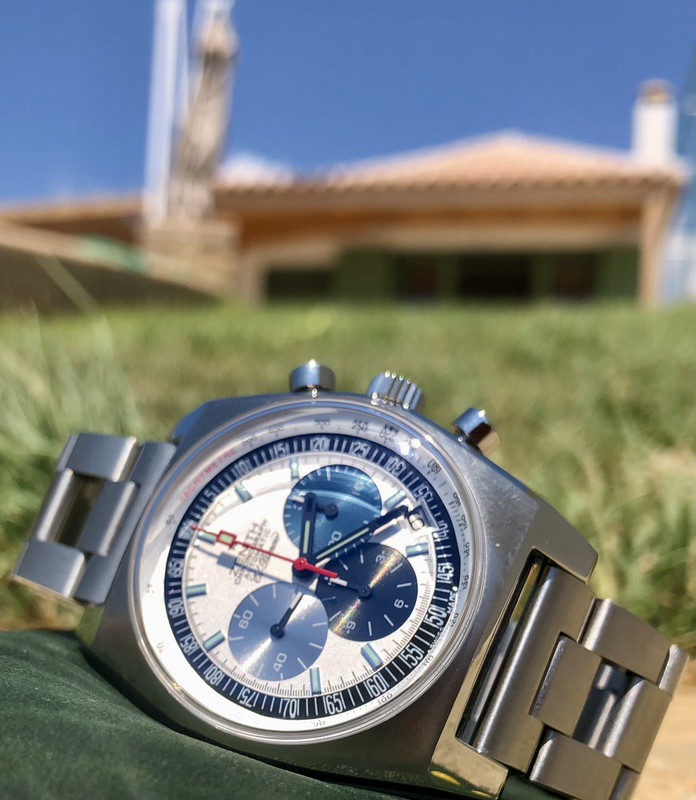 27B64895-0B23-4CC2-9220-B839F6AC2724