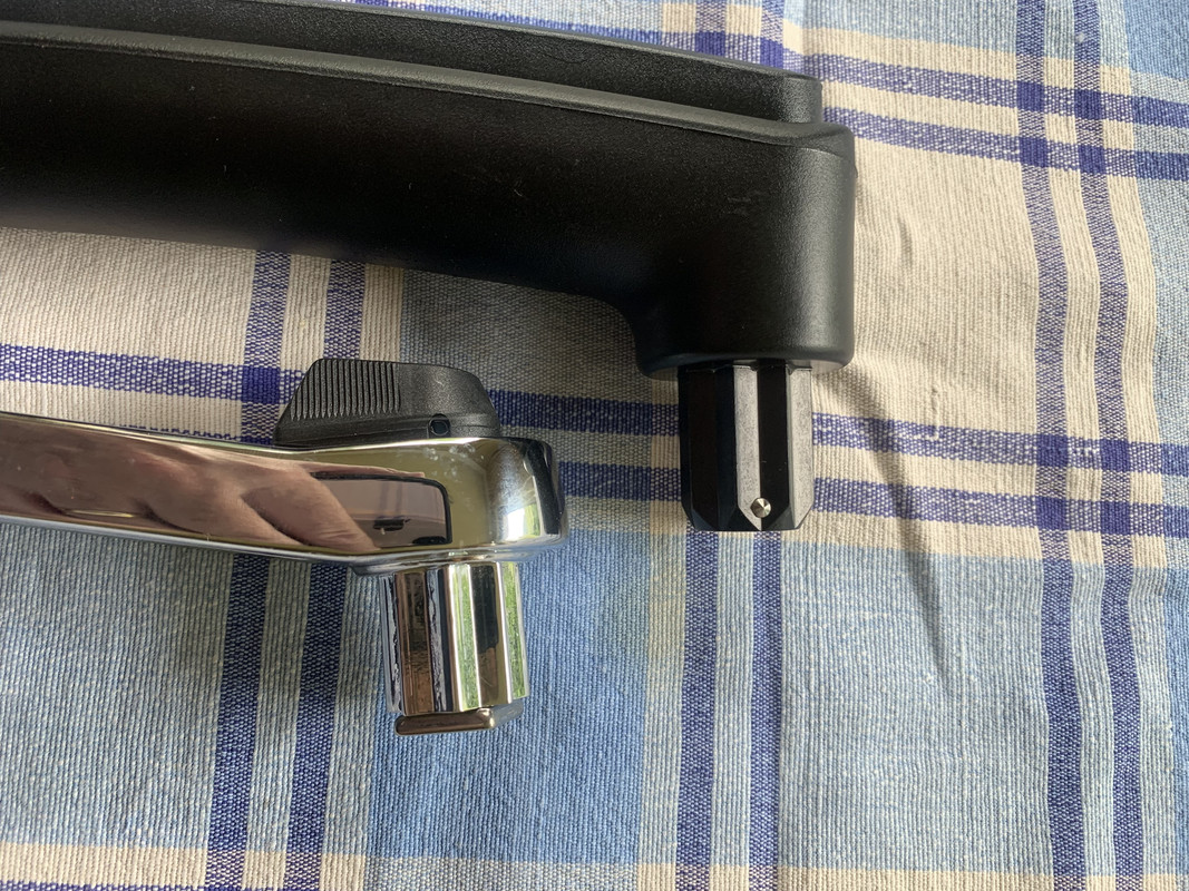 5BC6E8CD-CC74-40FA-99F3-2283D48E7E9D