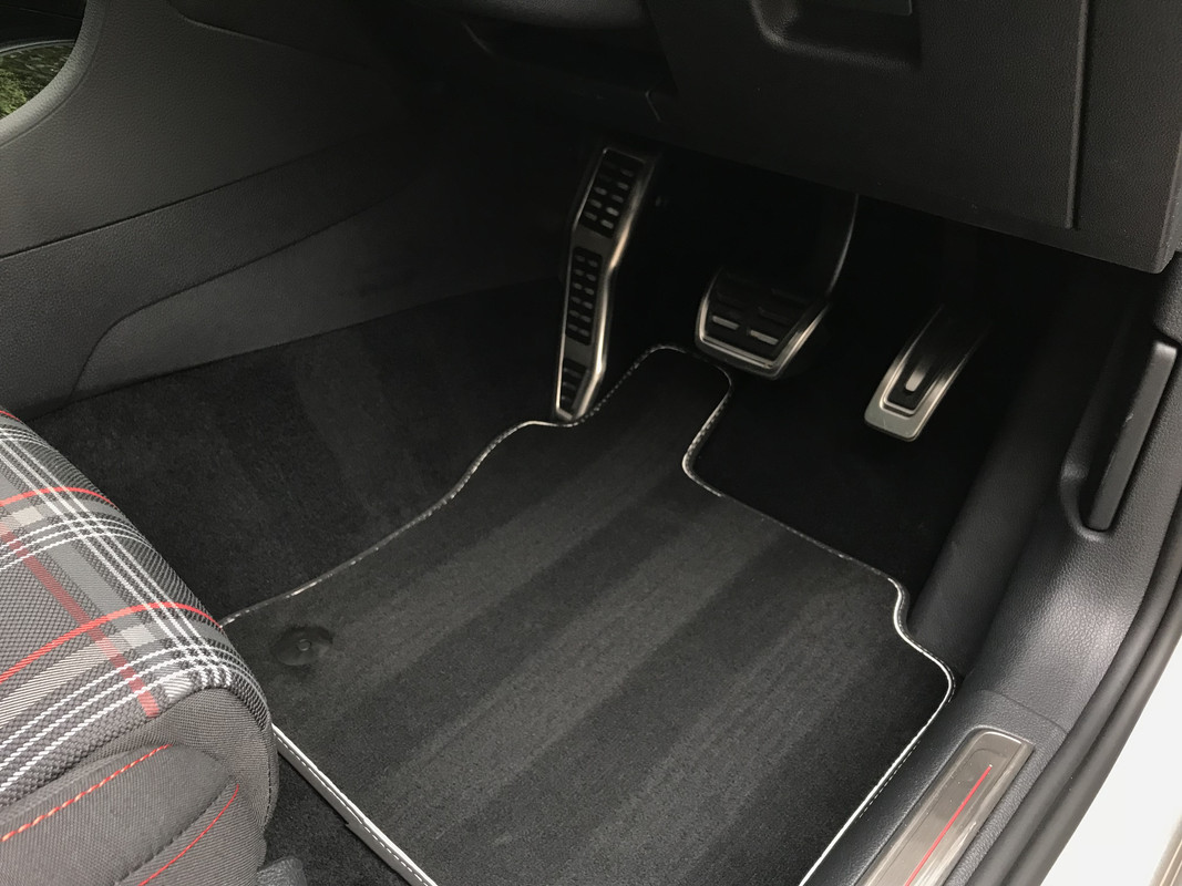 977BFF72-13F7-4BE4-8F85-EFFE4D82E31E