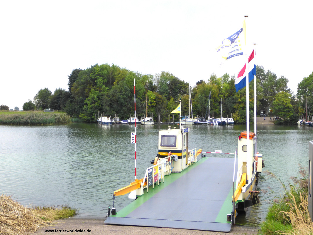 Maas Nederhemert Fährstelle