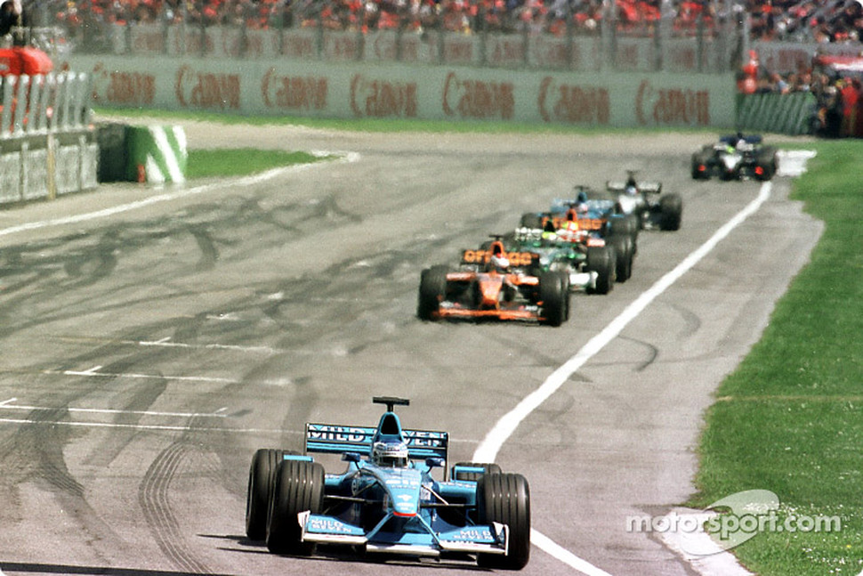 TEMPORADA - Temporada 2001 de Fórmula 1 F1-san-marino-gp-2001-the-field