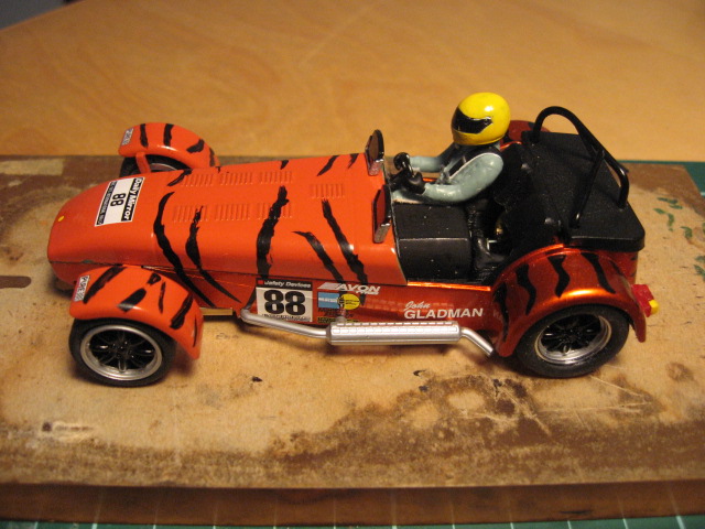 SLOT CAR CATERHAM 7 30th Anniversary SCALEXTRIC 1/32