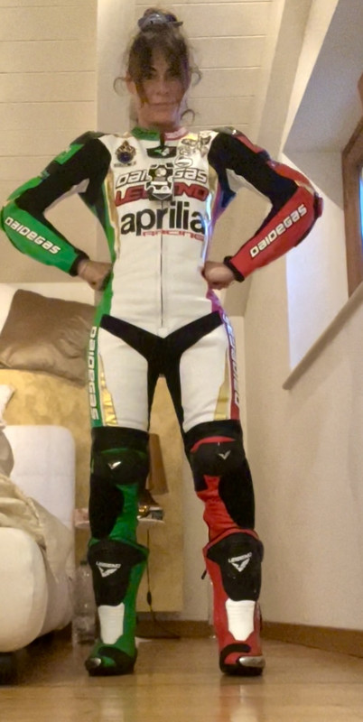 7DDDF0F2-82AB-4956-81B7-CE52A02C0860