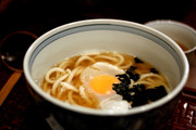 Tsukimi-udon-by-pokpok313-in-Kyoto