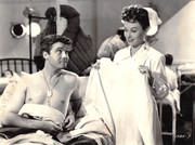 paulette-goddard-md18