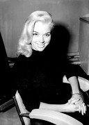 Diana-Dors-c30