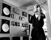 lindsay-wagner-e01