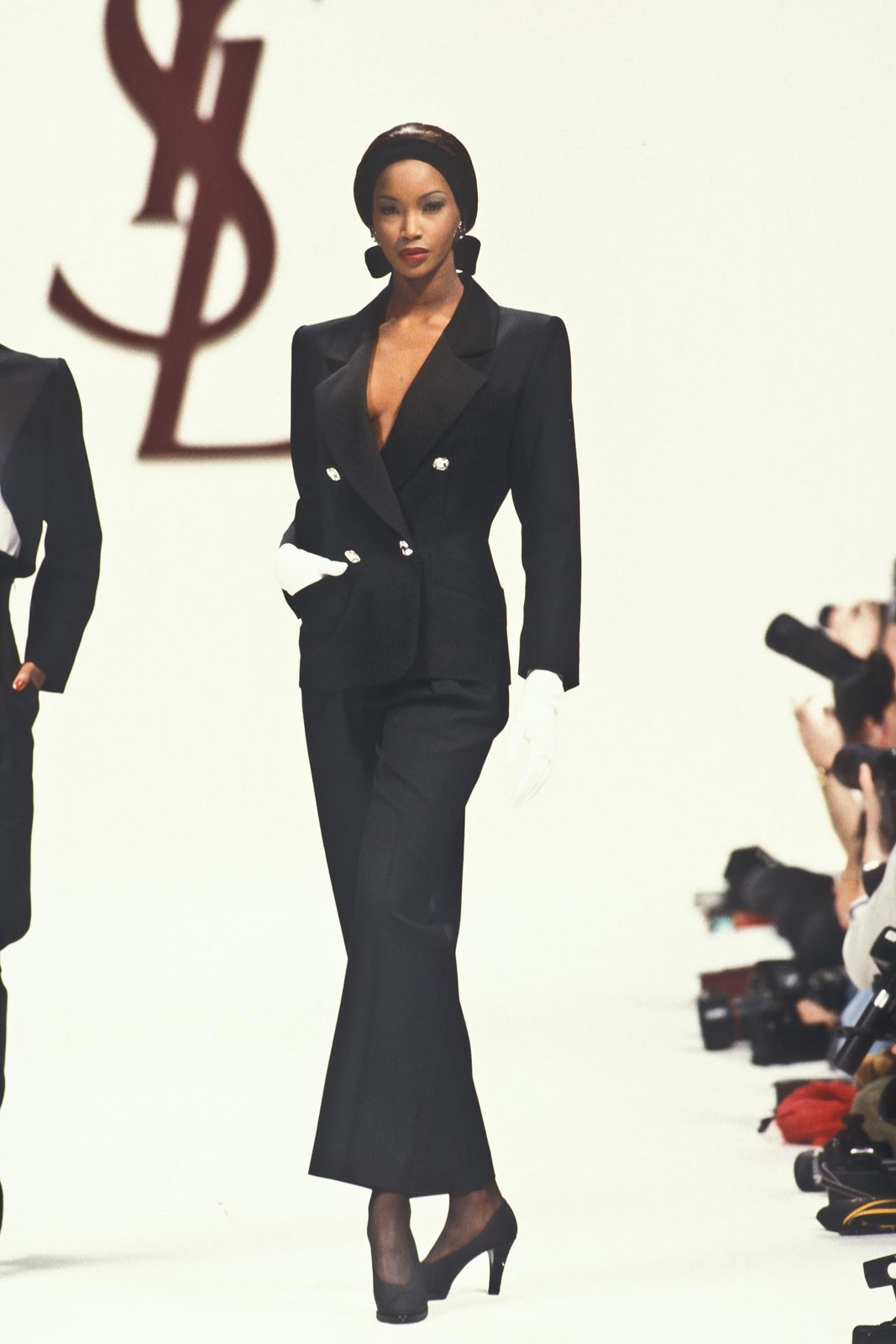 Fashion Classic: Yves Saint LAURENT Fall/Winter 1993 | Lipstick Alley