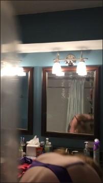 [Image: Voyeur10525140039.jpg]