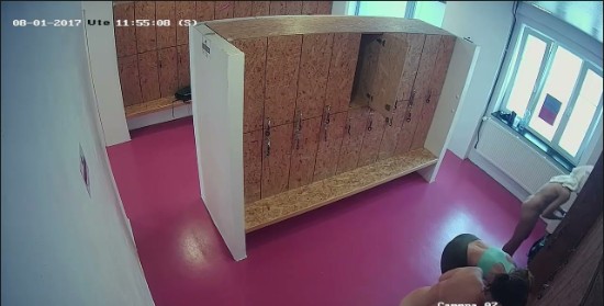 [Image: Voyeur54405092217.jpg]
