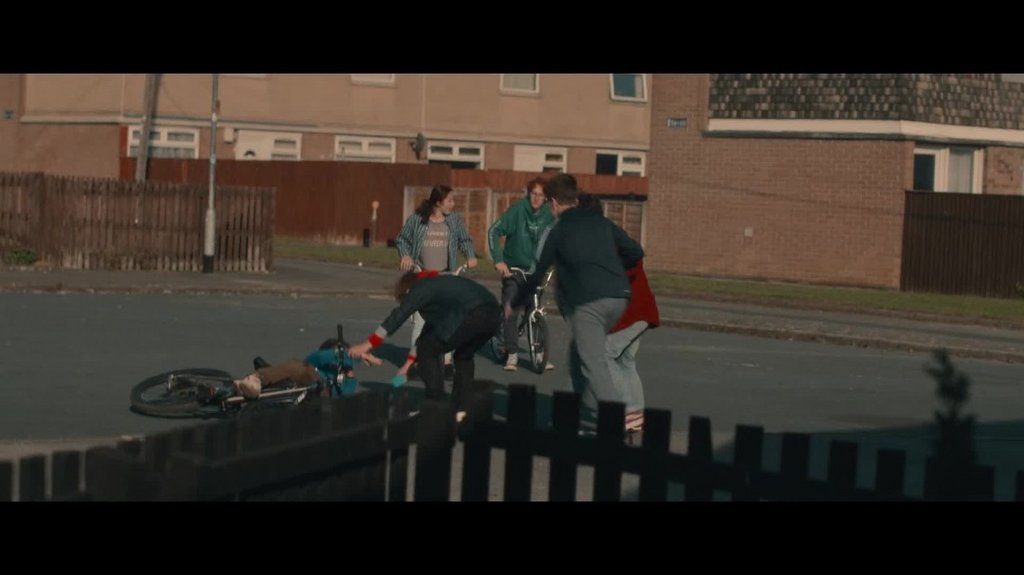 [Image: dma18efo4g3t.jpg]