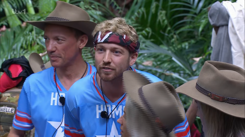 [Image: fyevx01jki97.png]