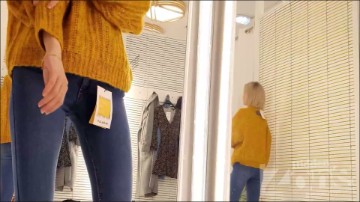 [Image: Voyeur22795104430.jpg]
