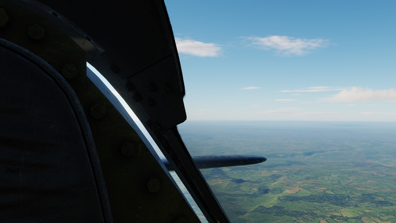 F4U-x-trans-0-000000-56-Gunsight-L-Back.