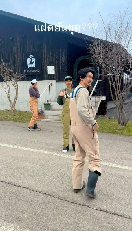 LINE-ALBUM-2142025-250421-2