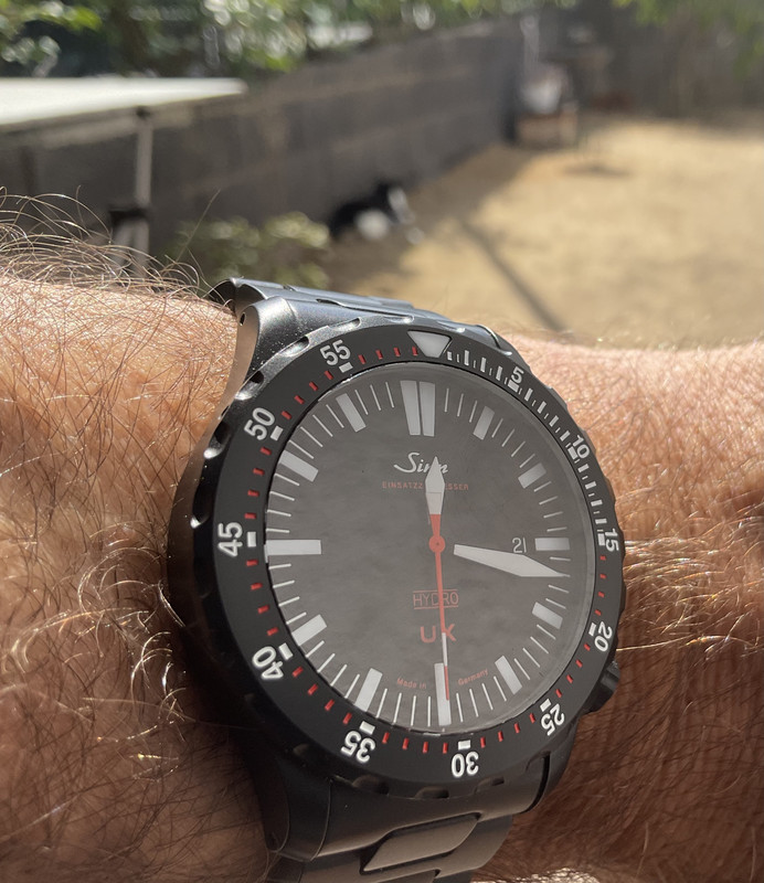 3EB90C3B-D1EF-4609-9955-F238B25C6CD9