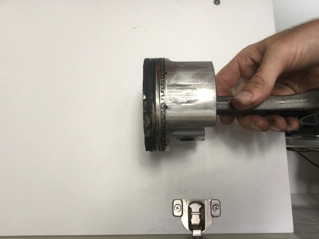 4D1AE900-A39C-4CF2-934C-4A64AE09479B