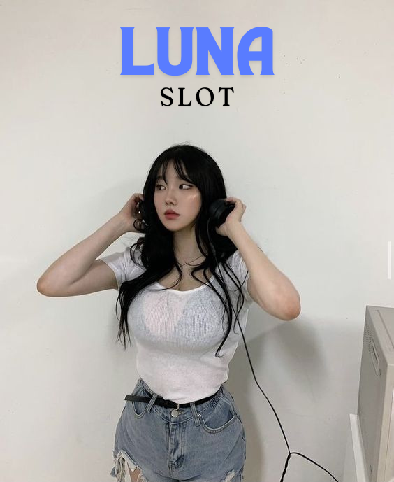 Luna Slot