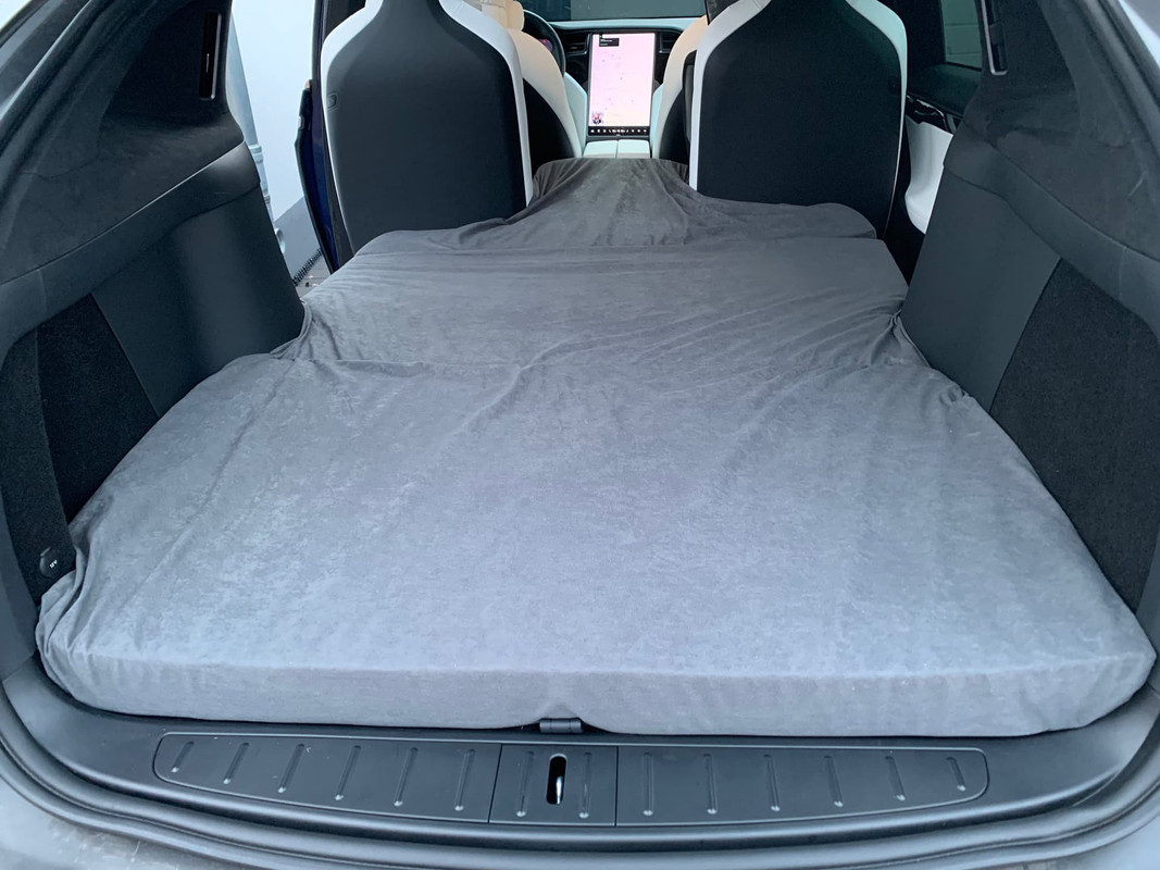 Matelas-Tesla-Model-X-6places-21