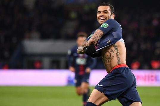 Alves for PSG