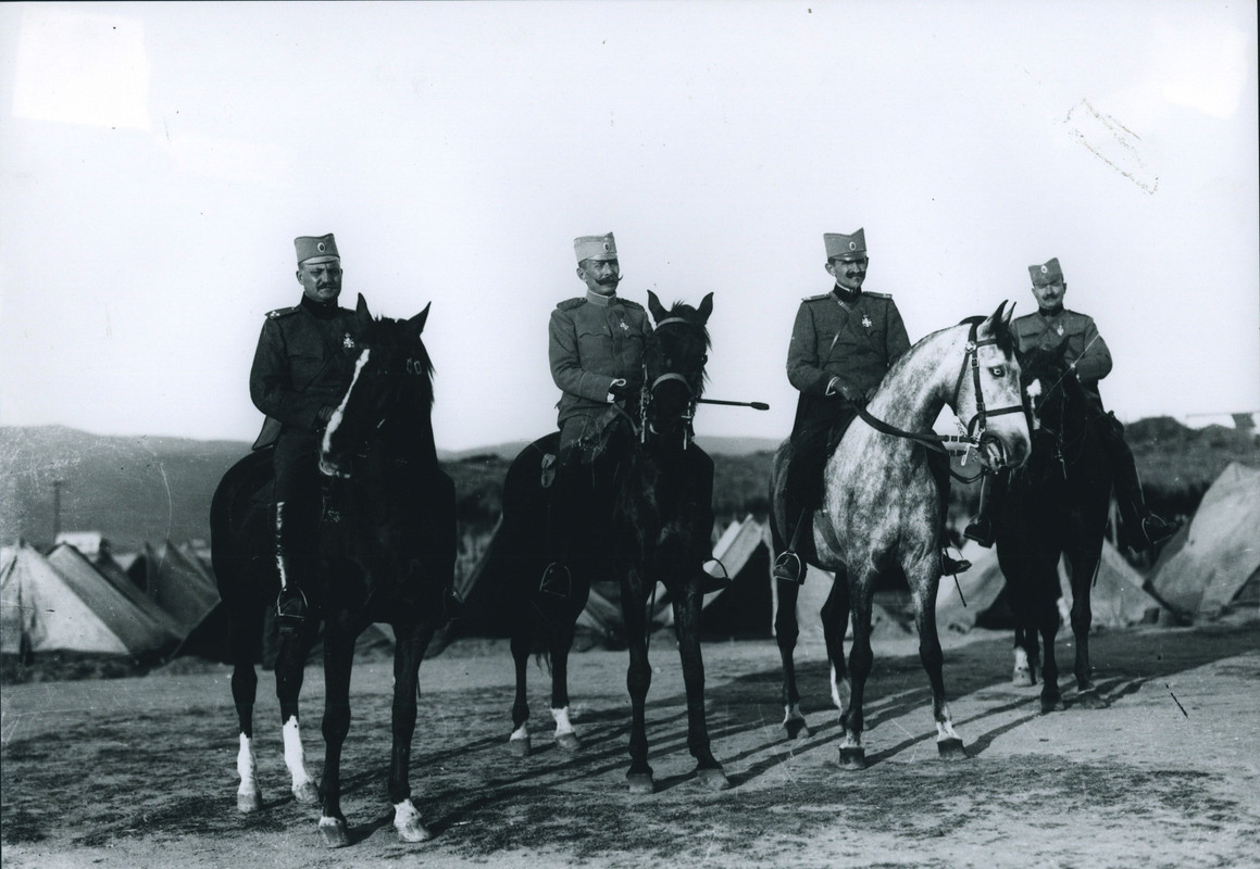 [Слика: Djeneral-Bojovic-sa-stabom.jpg]