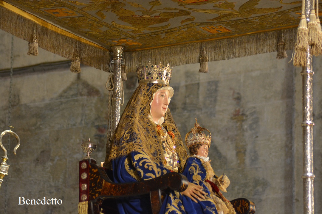 Asociación de Fieles "Virgen de los Reyes" Vergine-de-los-Reyes