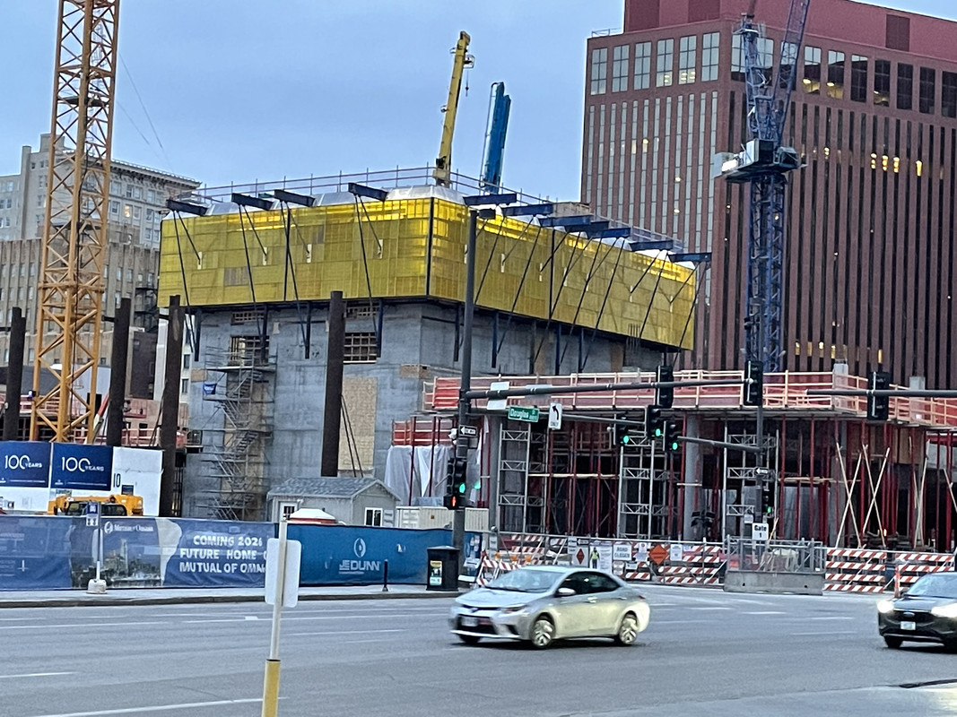 6861AF2D-7745-420E-9604-17253FCF15A1