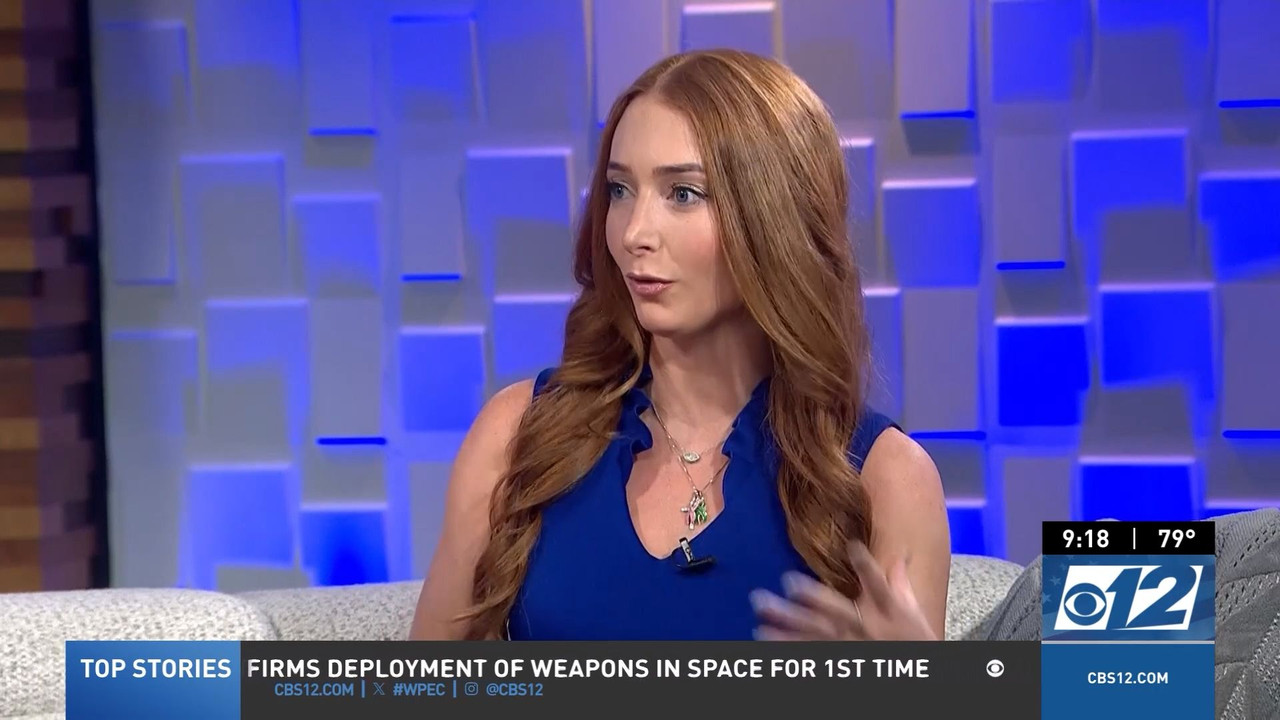 Dani Travis 160926 033
