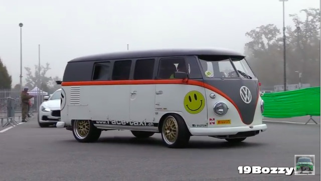 bozzy-porsche-powered-vw-bus.jpg