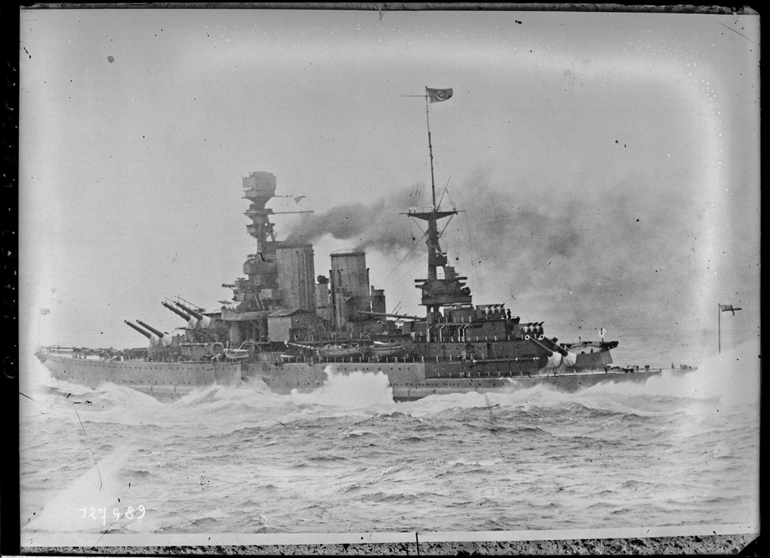 HMS-Renown-circa-1928.jpg