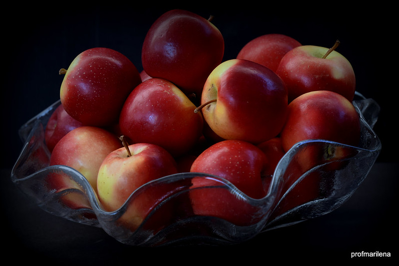 red-apples-bowl.jpg