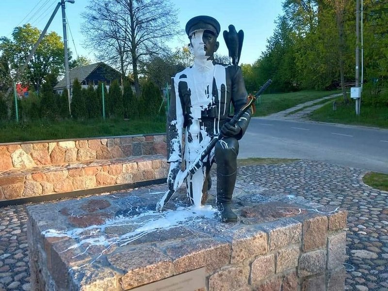 IŠPUOLIS PRIEŠ ŽYMAUS 