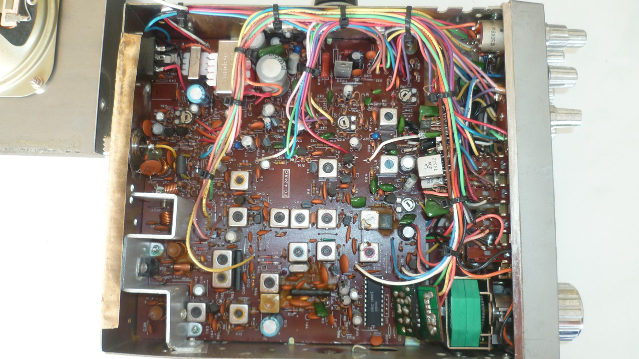 P1350889