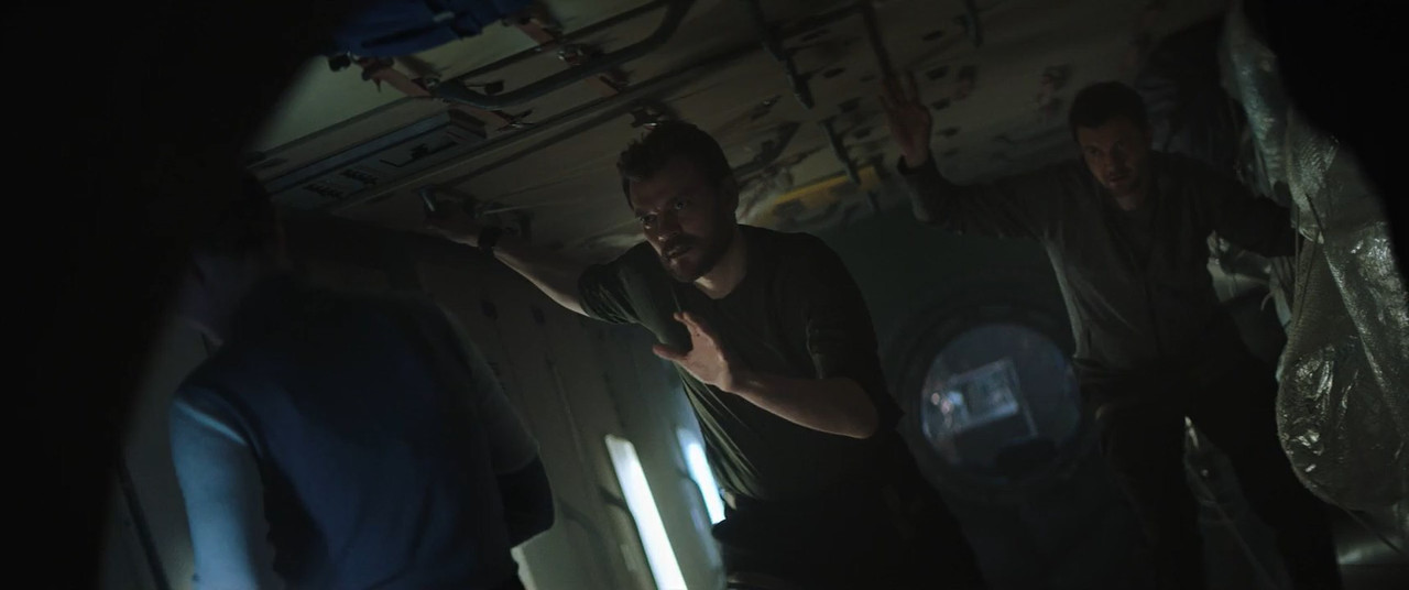 I.S.S. 2024 BluRay [Hindi + English] 480p 720p ESub Screenshot