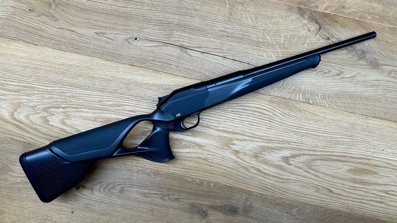 Blaser-R8-Carbon-Links-2