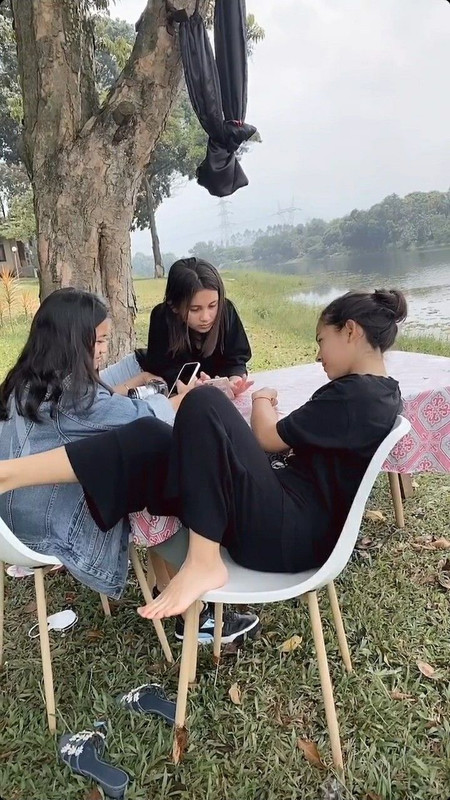 Sandrinna Michelle - Guns N' Roses (2)