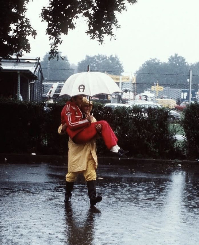 51DD5717-693A-44F9-9B55-6CE4B34FC596